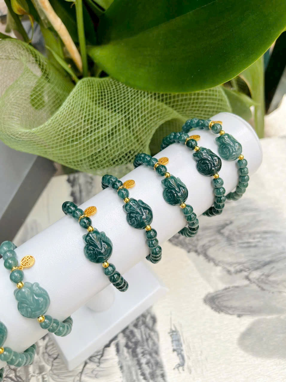 Vòng tay Hồ Ly Lam Ngọc – charm bạc xi vàng